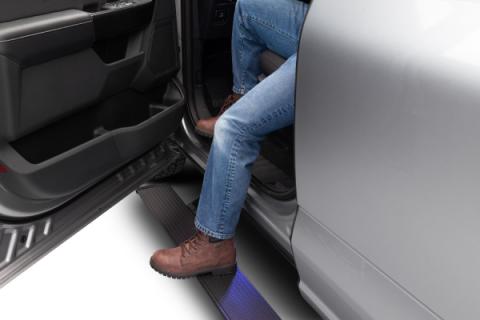 PowerStep Electric Running Boards For 2007-2013 Silverado 1500/Sierra 1500 2007-2014 Silverado/Sierra 2500/3500 (Excludes 2011-2014 Diesel Models) Extended/Crew Cab AMP Research