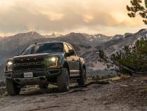 Shock Absorber 19-On Ford Raptor Front Coilover Live Valve Internal Bypass 3.0 Series Remote Reservoir 7.9 Inch 0-2 Inch Lift Kit FOX